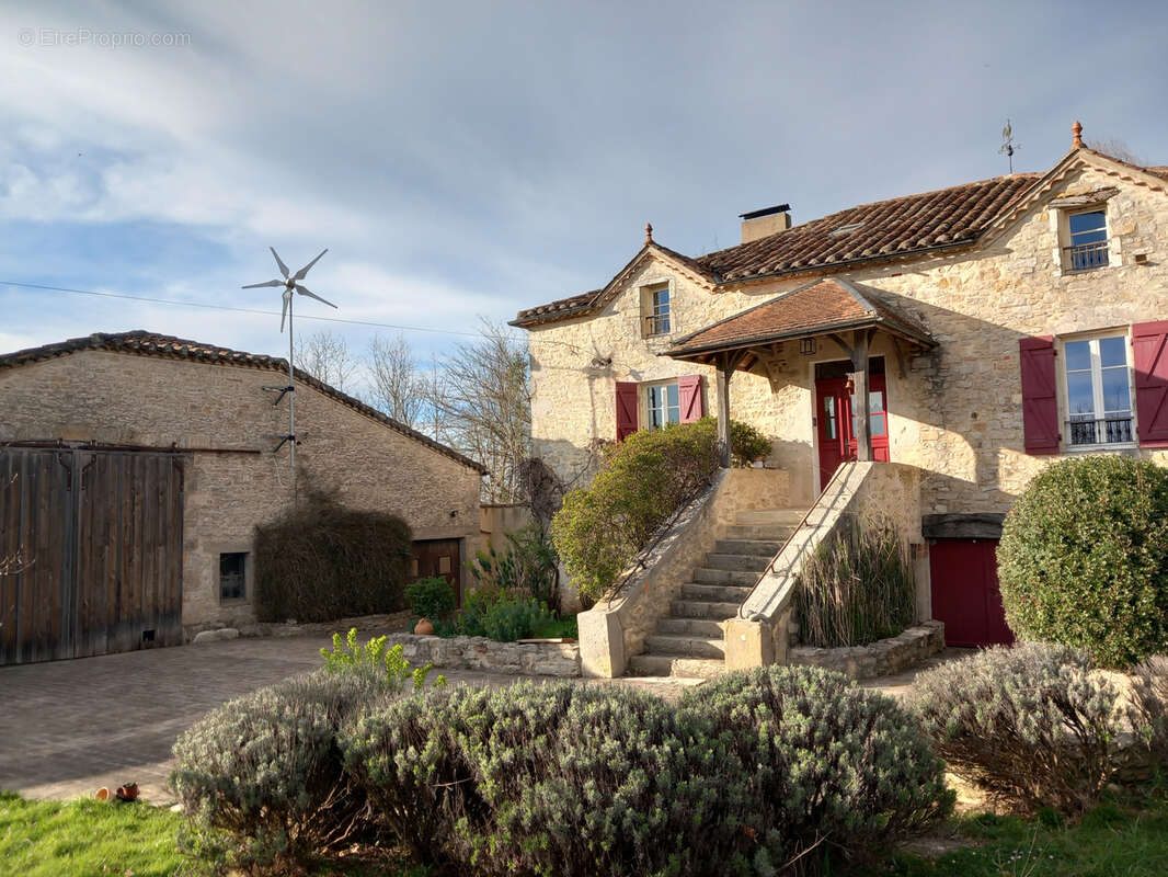 Maison à TOURNON-D&#039;AGENAIS