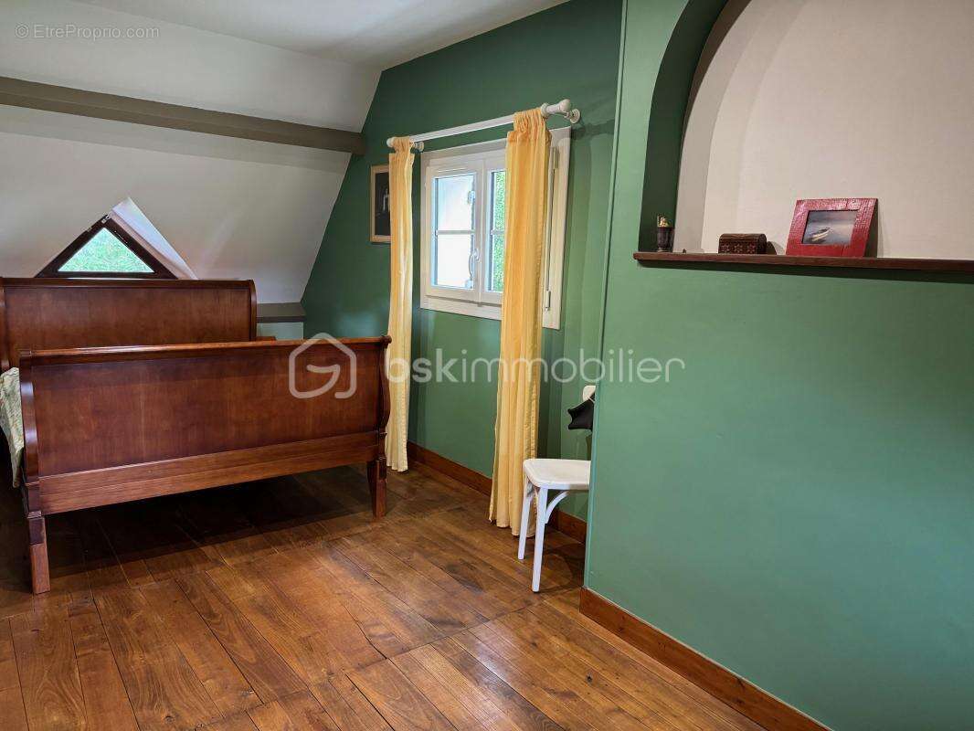 Maison à SAINT-VINCENT-JALMOUTIERS