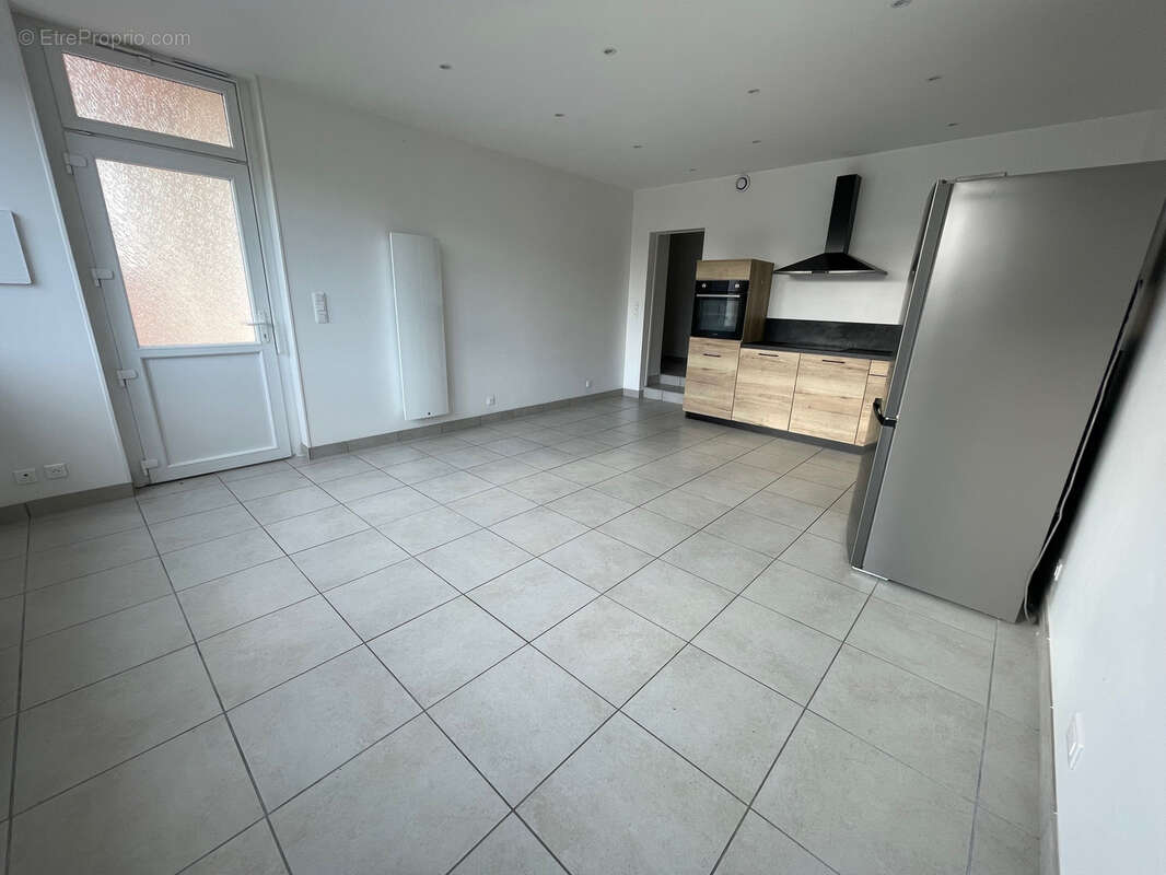 Maison à LA BATIE-DIVISIN