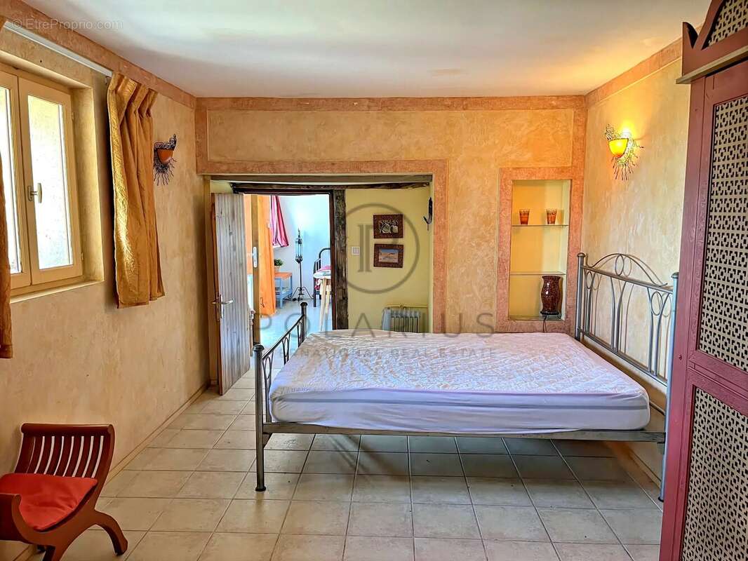 Maison à CAZAC