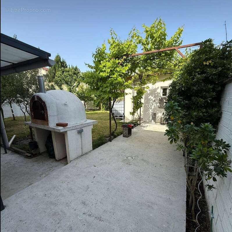 Maison à VILLEMOMBLE
