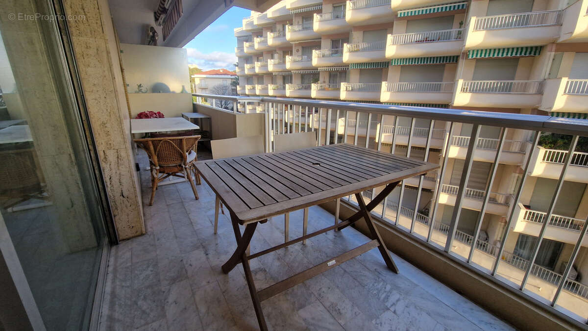 Appartement à SAINT-RAPHAEL