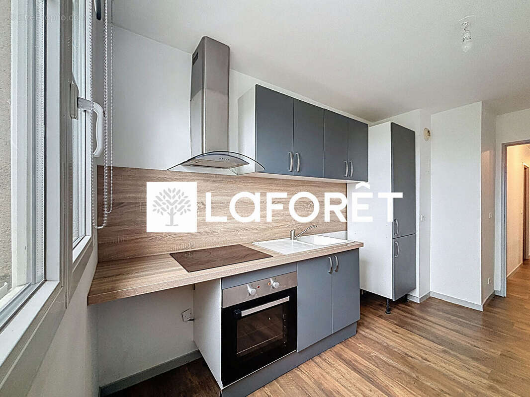Appartement à MOISSY-CRAMAYEL