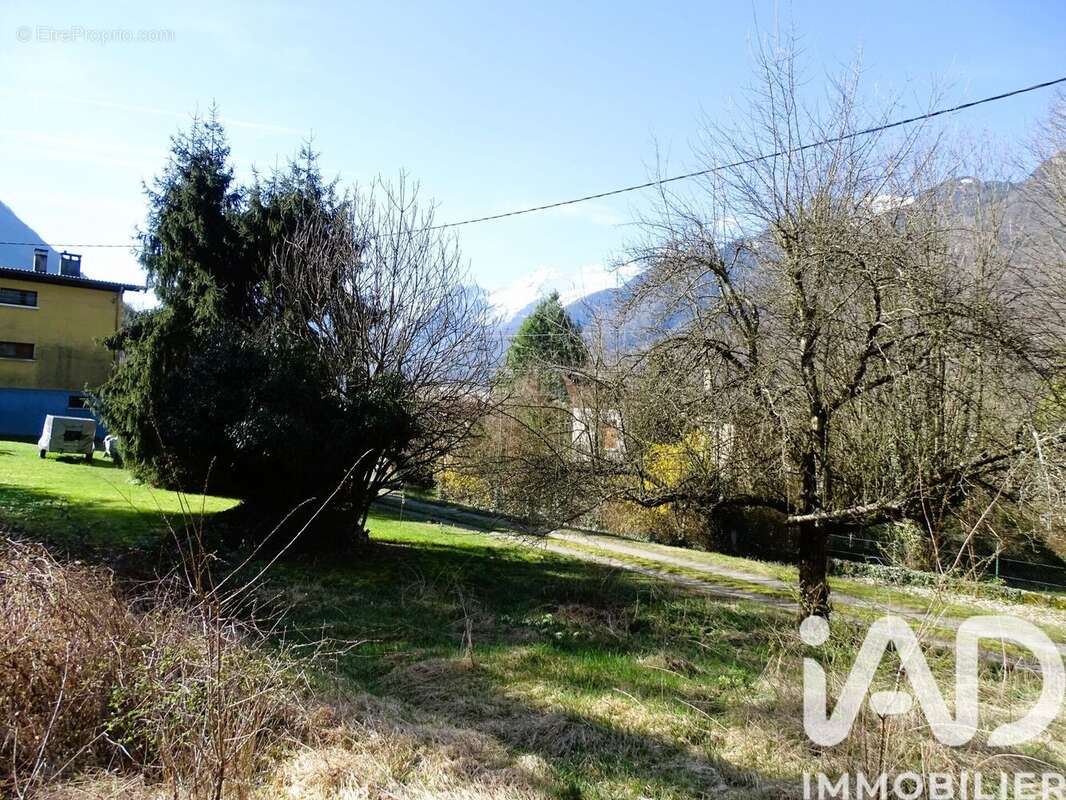 Terrain 844 m² à Epierre  - photo 8
