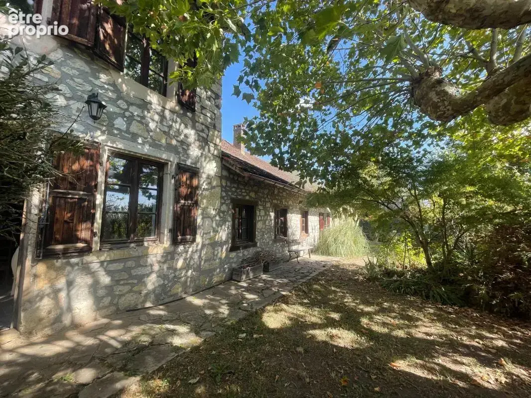 Propriété en pierres 175m2 - Terrain de 475m2 - photo 4