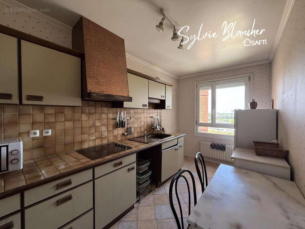 Appartement 80 m² à Caen  - photo 3