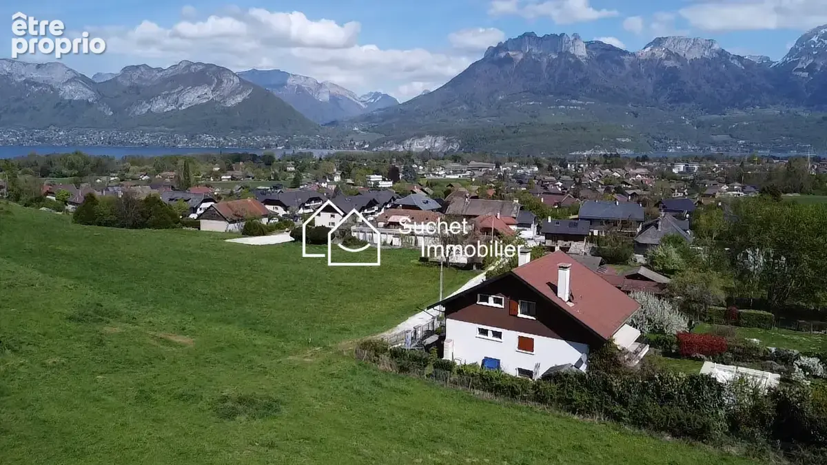 Terrain à SAINT-JORIOZ