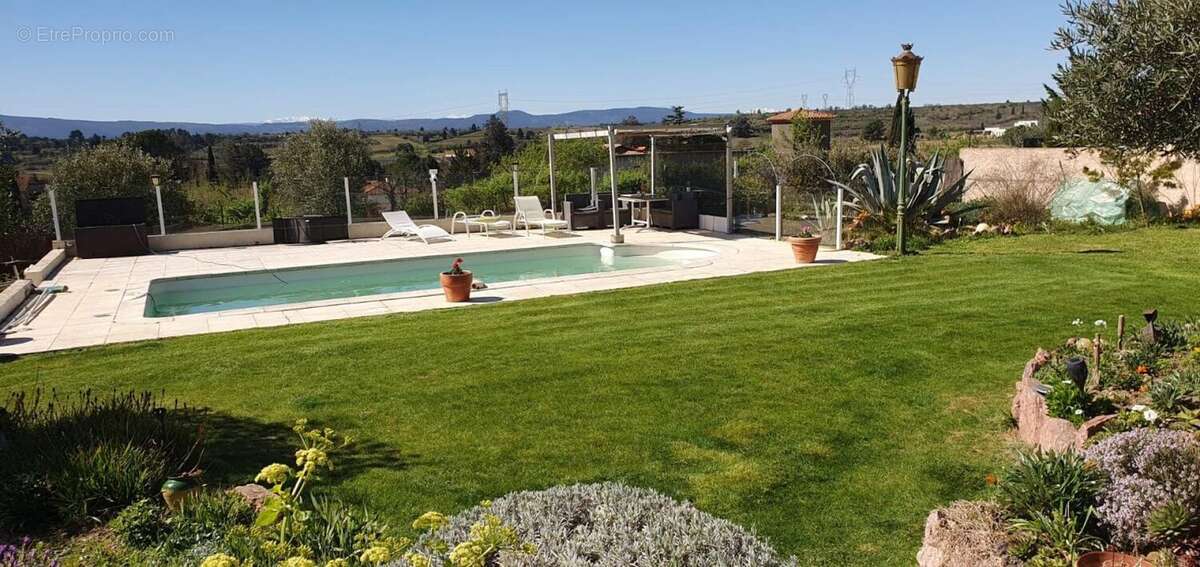 Photo 2 - Maison à LEZIGNAN-CORBIERES