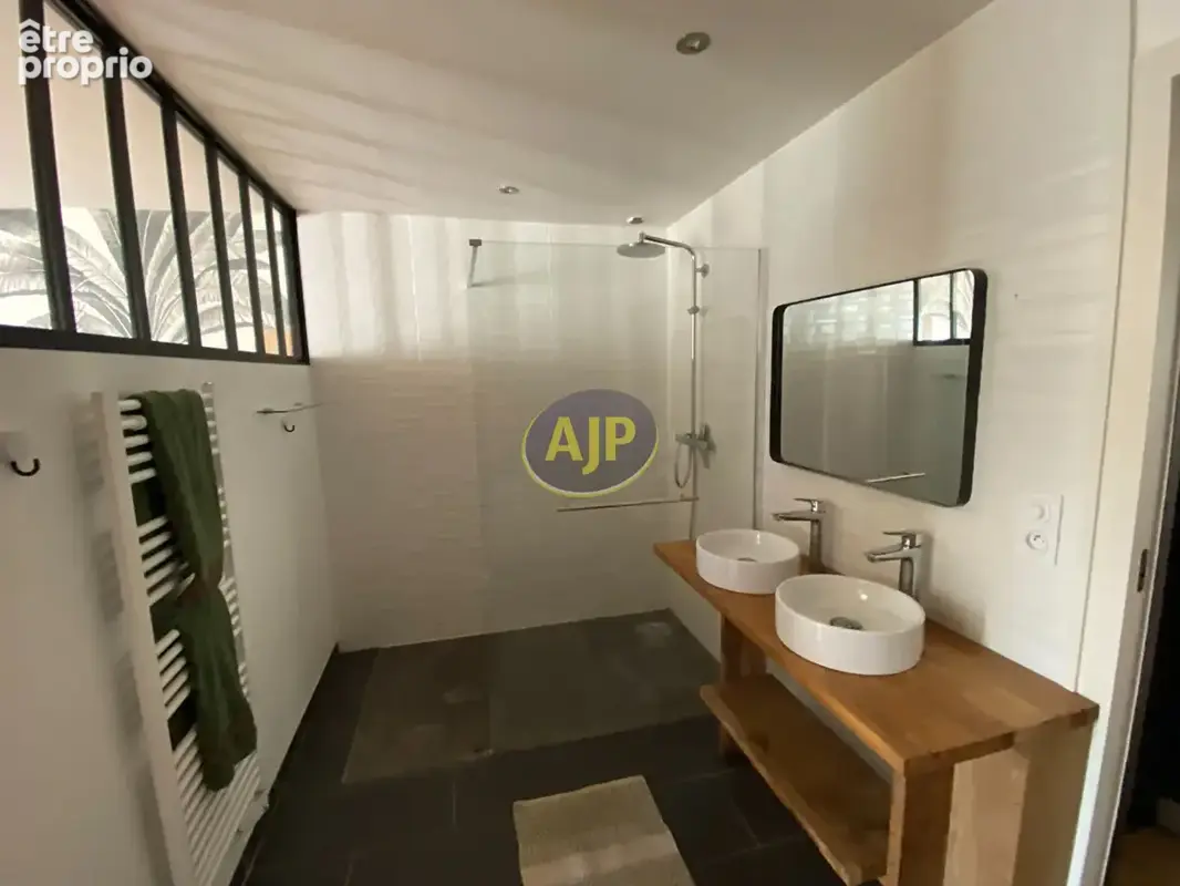 MOUAIS 44590  Maison en pierre 135 m² - 4 chs - piscine - terrain constructible - photo 8