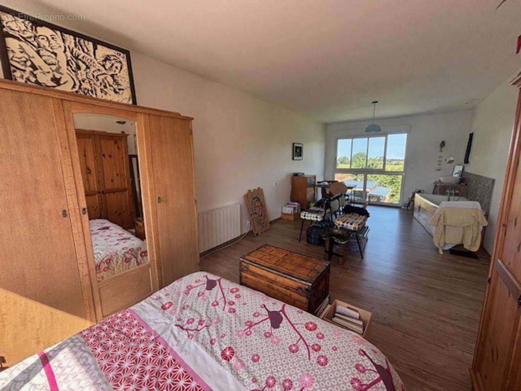 Maison à BAROMESNIL