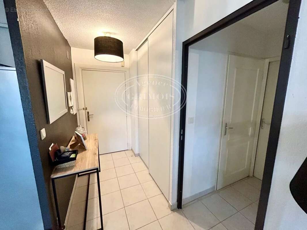 Appartement à LEZIGNAN-CORBIERES