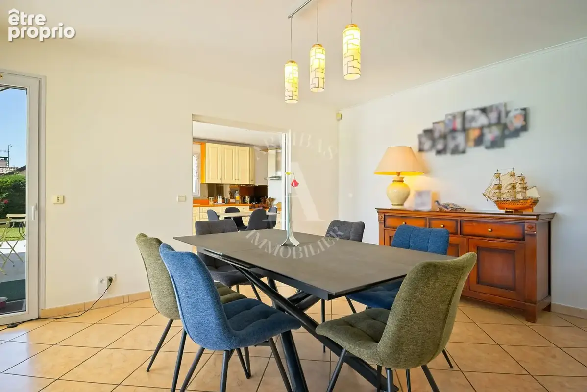 Maison 5 pièces 224 m² à vendre à Prevessin-Moens (01280) - photo 3