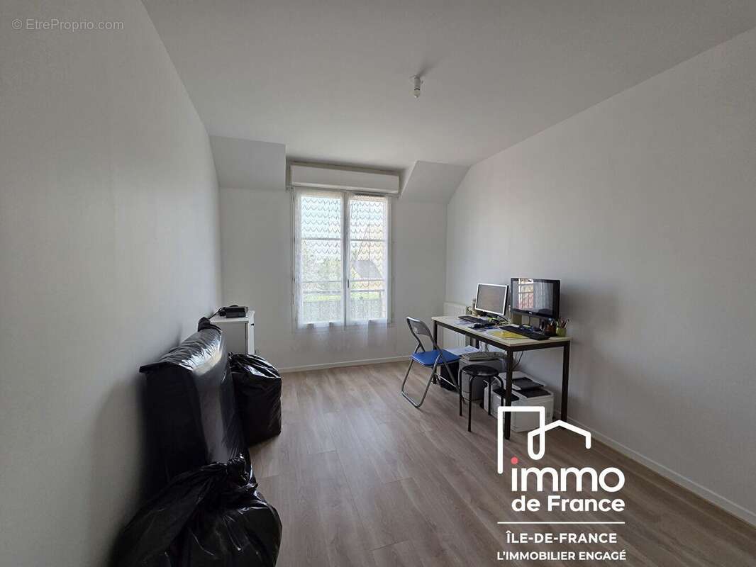 Maison Longjumeau 6 pièce(s) 126 m2 - photo 9