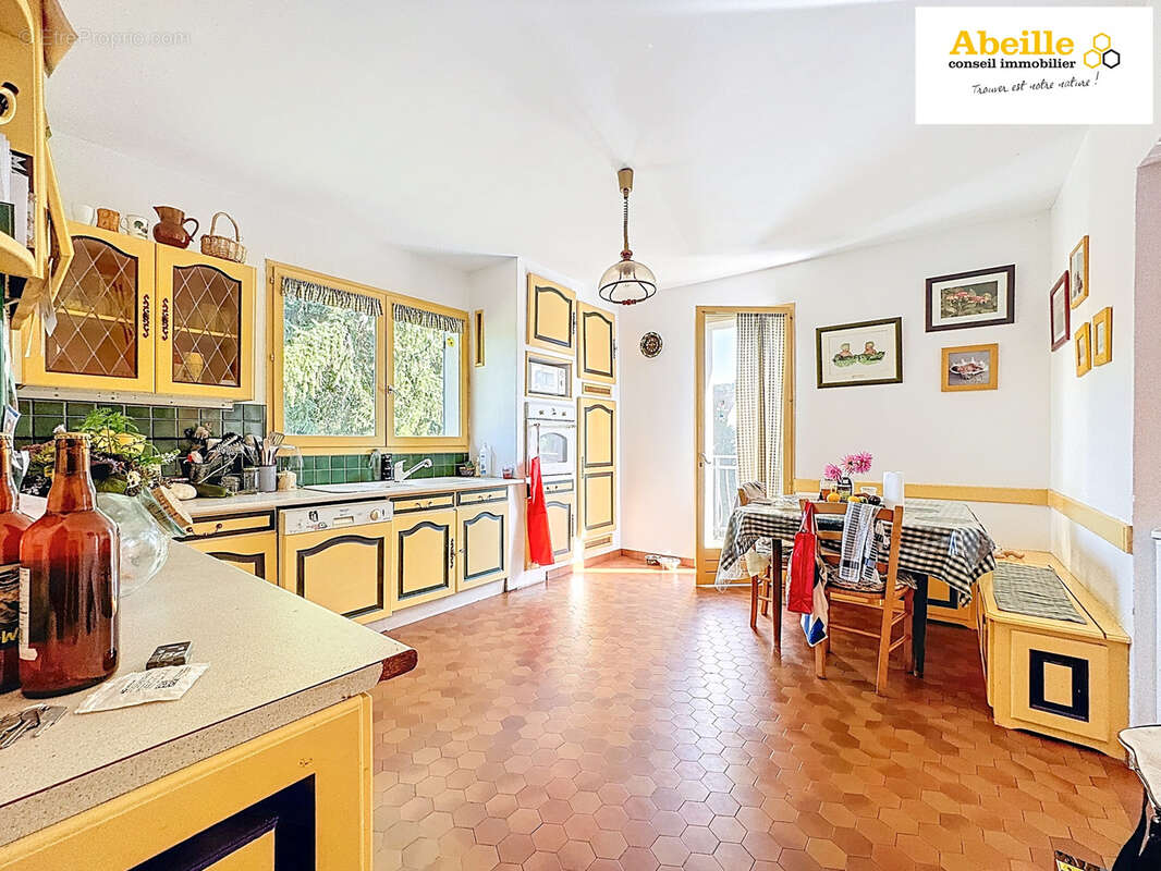 Maison à VILLECONIN