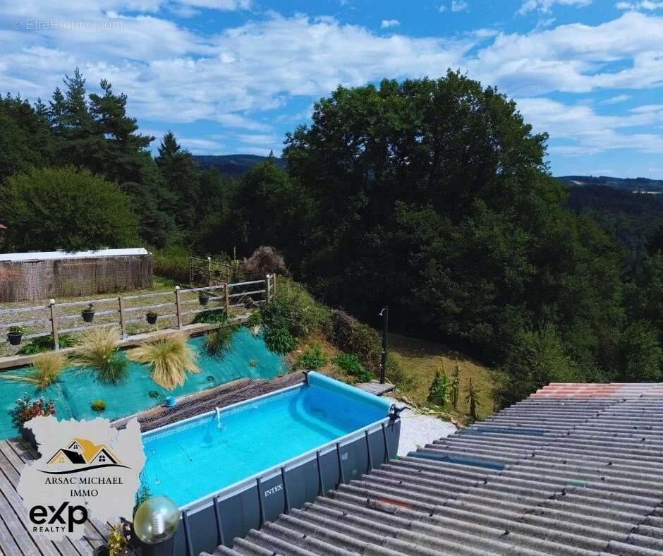 Maison à VERNET-LA-VARENNE