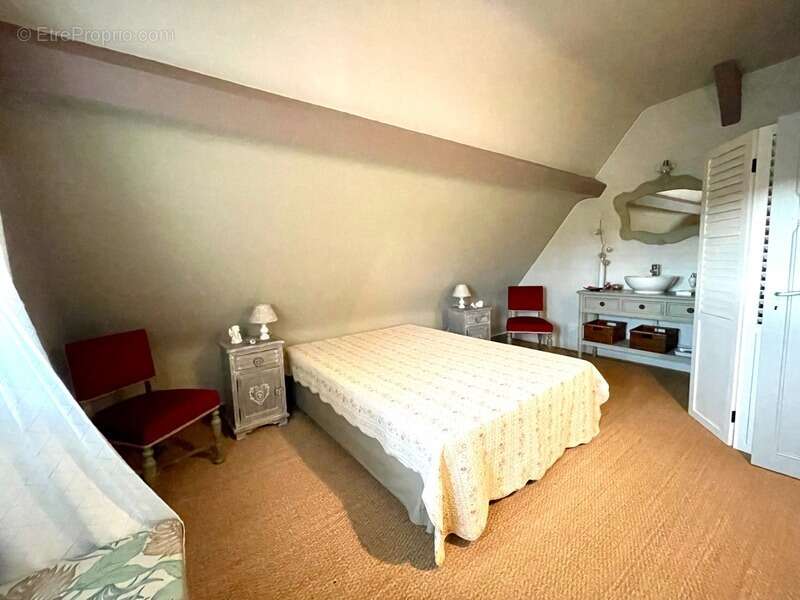 Maison à MONTRICHARD