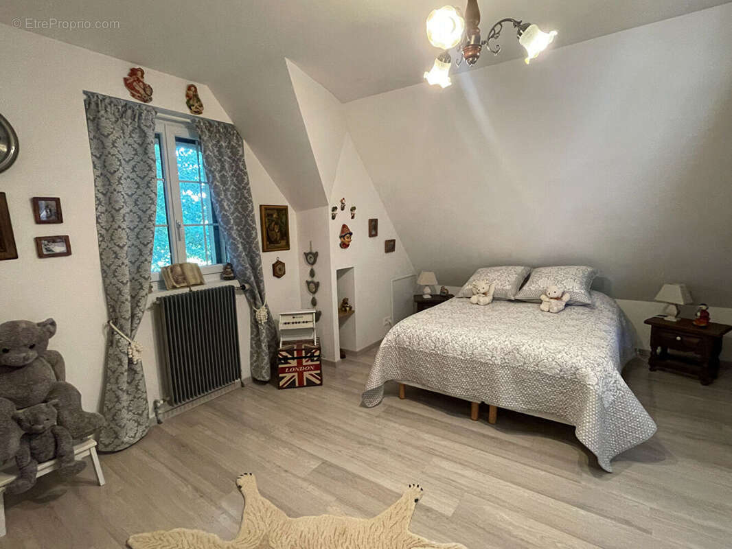 Maison à LE GUE-DE-LONGROI