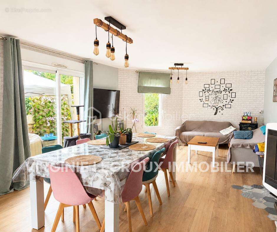 En Exclusivité, Maison de 130m2 5 chambres - photo 2