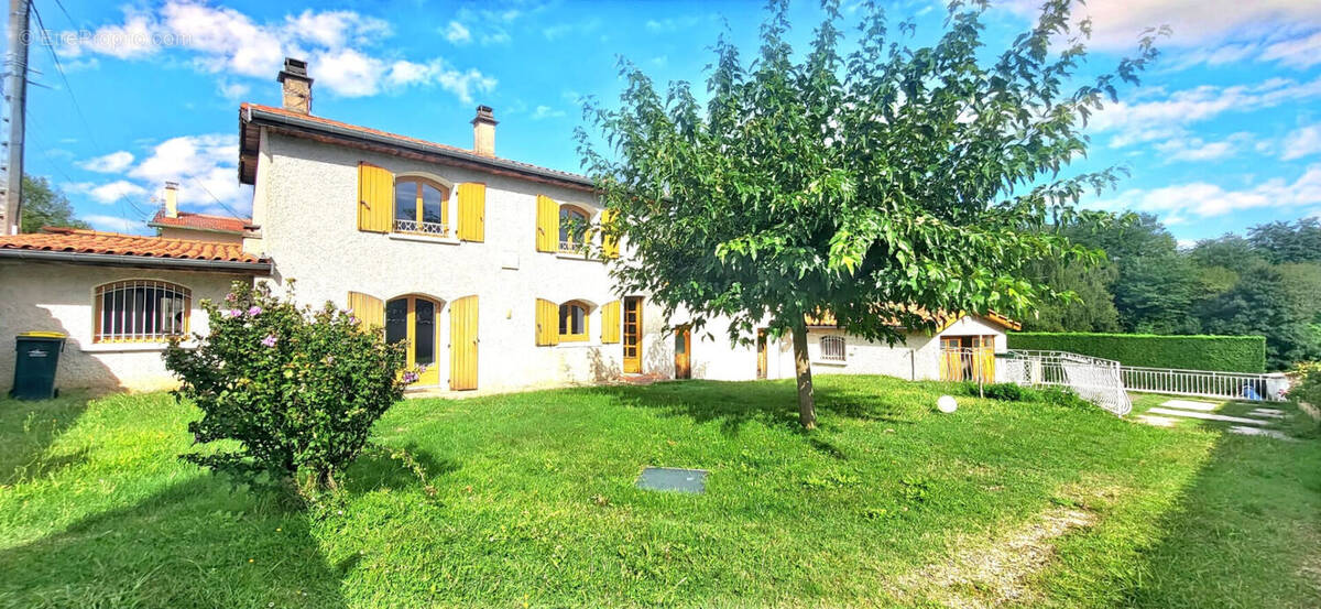 Maison à ROUSSILLON