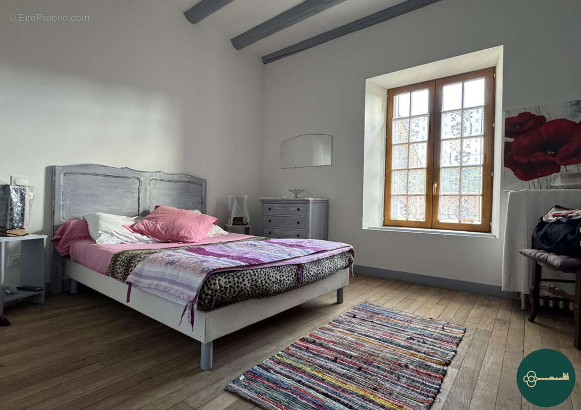 Maison à CHOLOY-MENILLOT