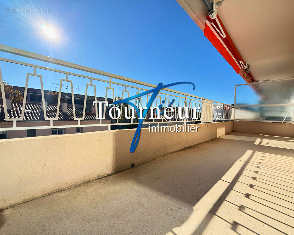 Appartement à SANARY-SUR-MER