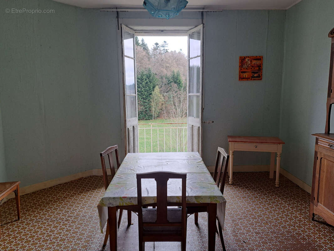 Maison à LE CHAMBON-SUR-LIGNON