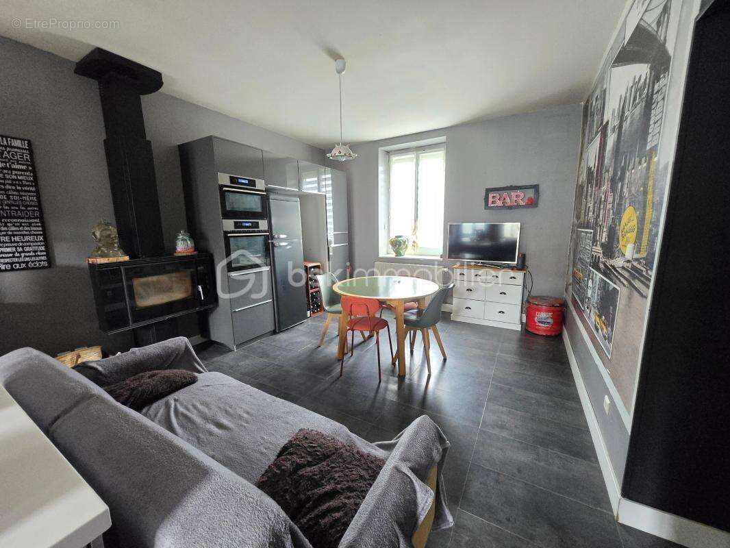 Maison à DECIZE