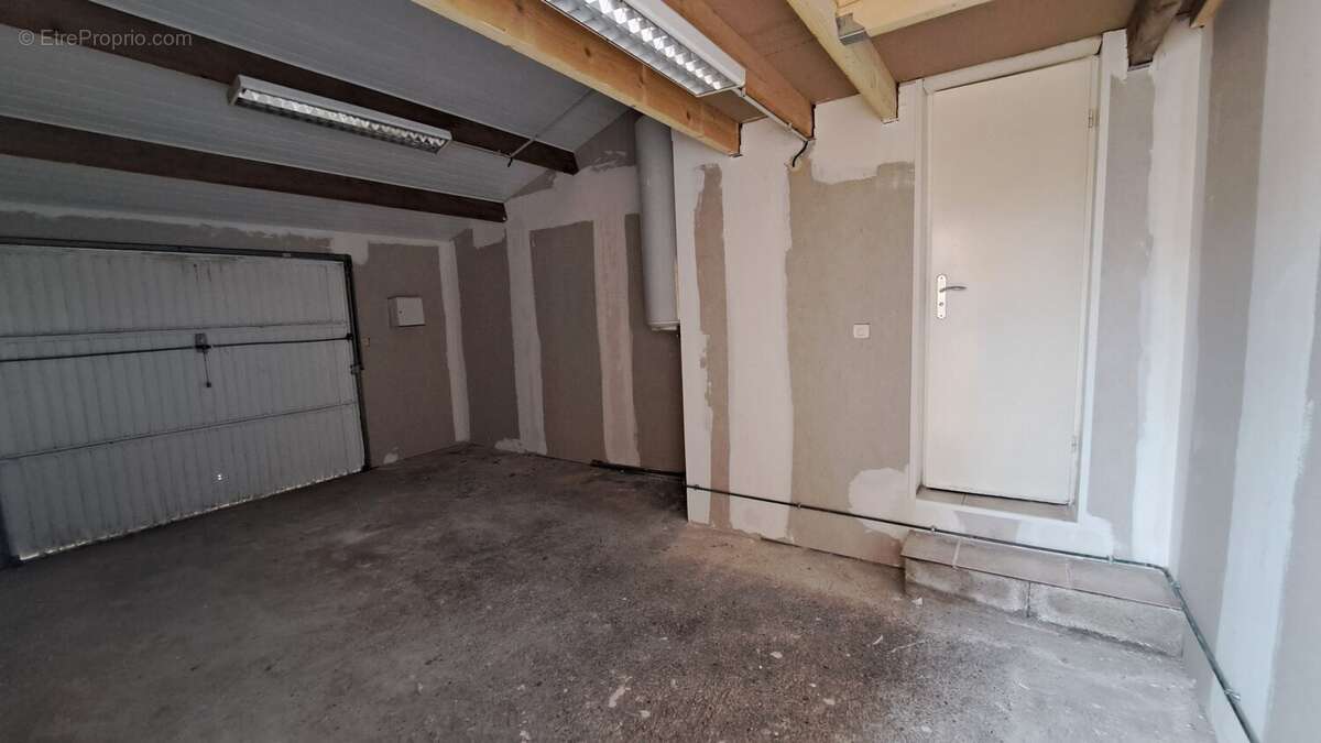 AGDE - MAISON T4/5 pièces - GARAGE - TERRAIN 300M² (piscinable) - photo 15
