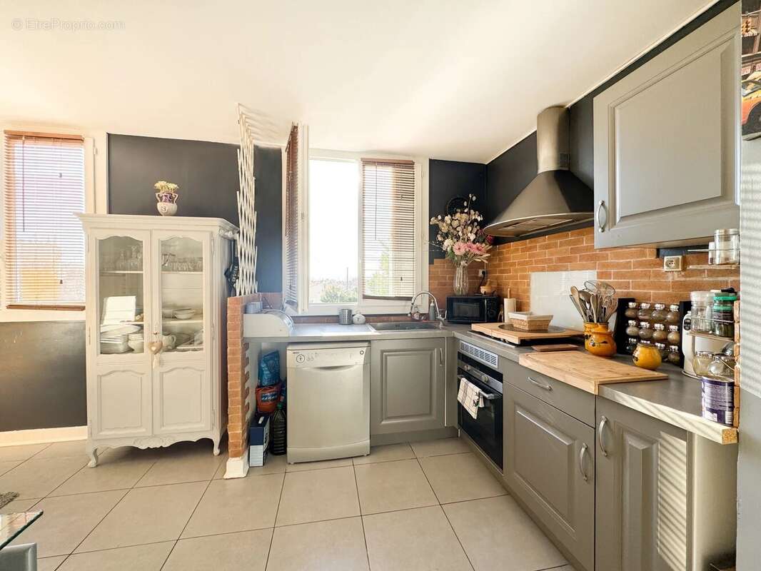 Appartement à VITROLLES