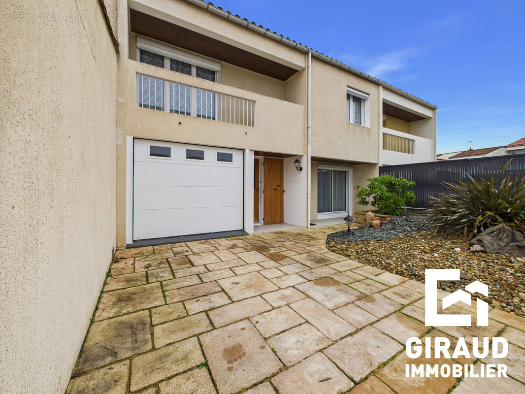 Maison à FONTENAY-LE-COMTE