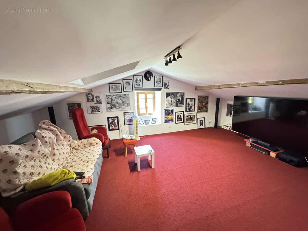 Maison à LA MOTTE-DU-CAIRE