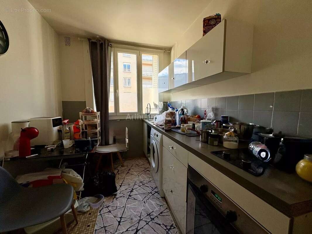 Appartement à FONTAINE
