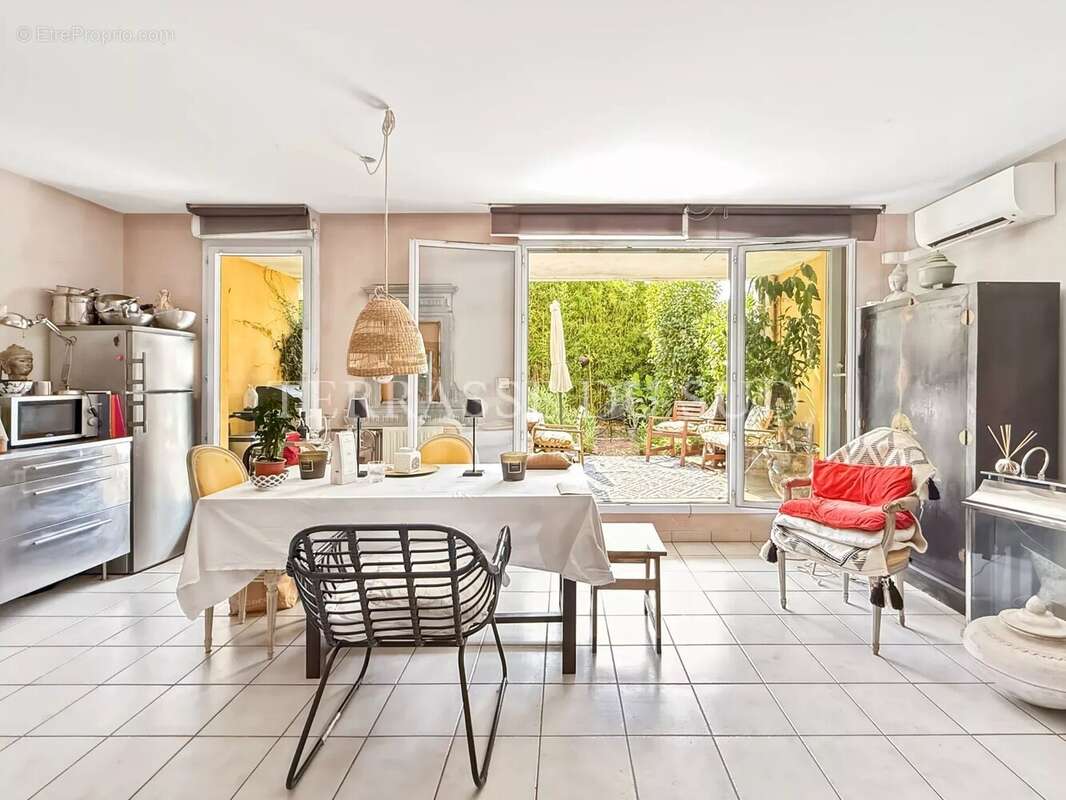 Vente Appartement 3 Pièces 70 m2 avec 50 m2 de Terrasse et Jardin - Chateau Gombert - Marseille 13 - photo 4