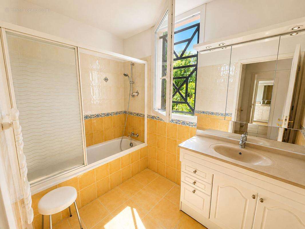 Appartement 4 pièces en dernier étage avec terrasse - photo 6