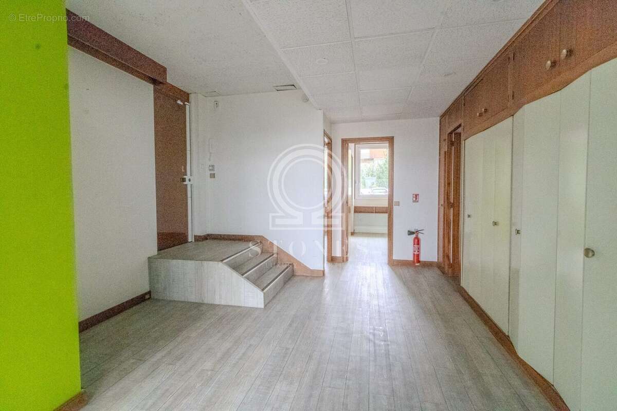 Appartement à LA CELLE-SAINT-CLOUD