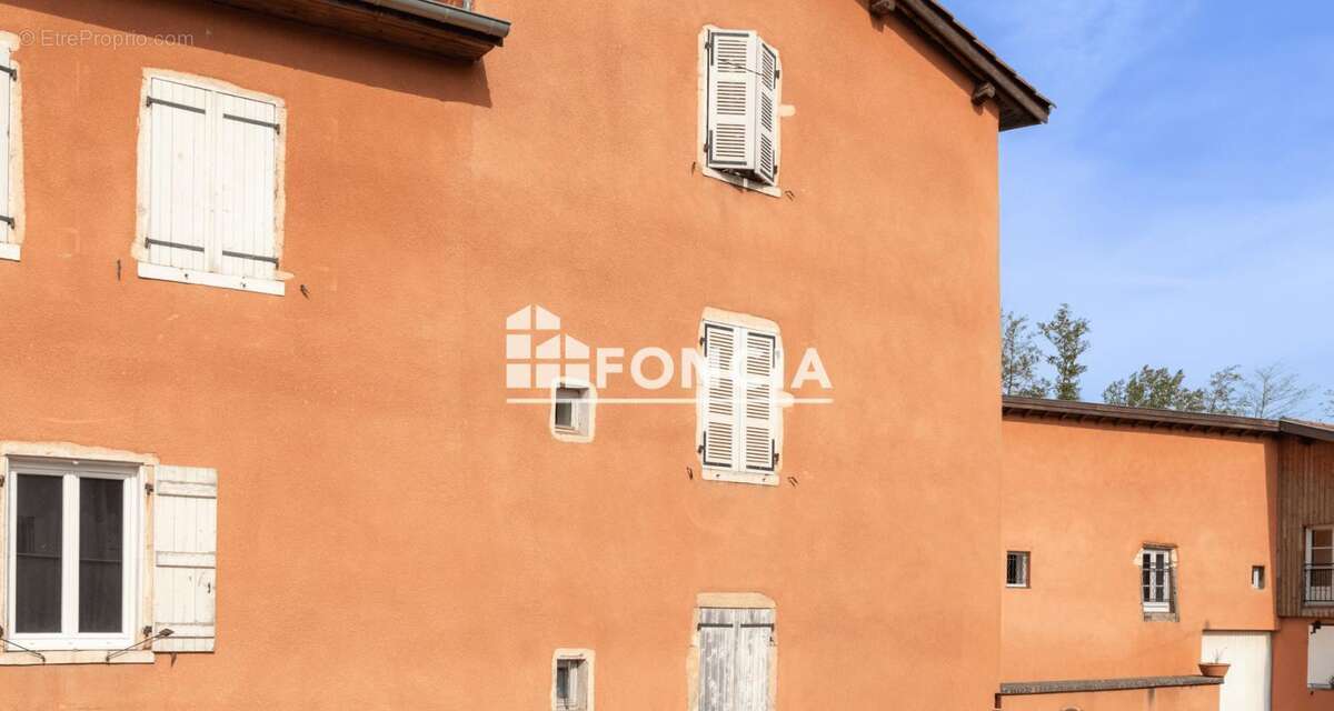 À vendre– bel appartement t3 de 95,47 m² – a saint-didier-de-formans proche de trévoux - photo 2