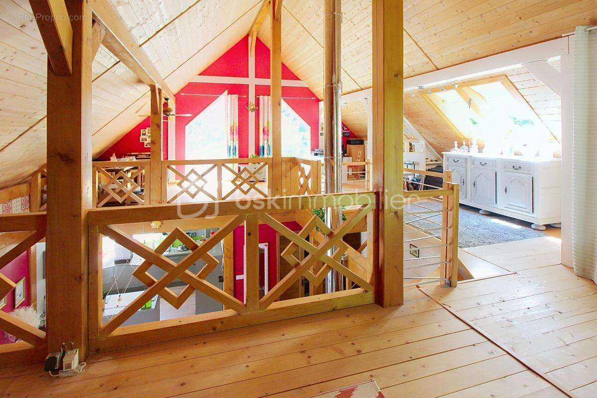 Maison à SAINT-JEAN-DU-BRUEL