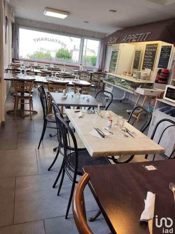 Photo 2 - Commerce à LE MANS