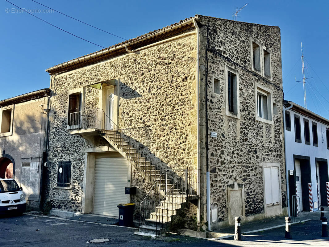 Maison à SAINT-THIBERY