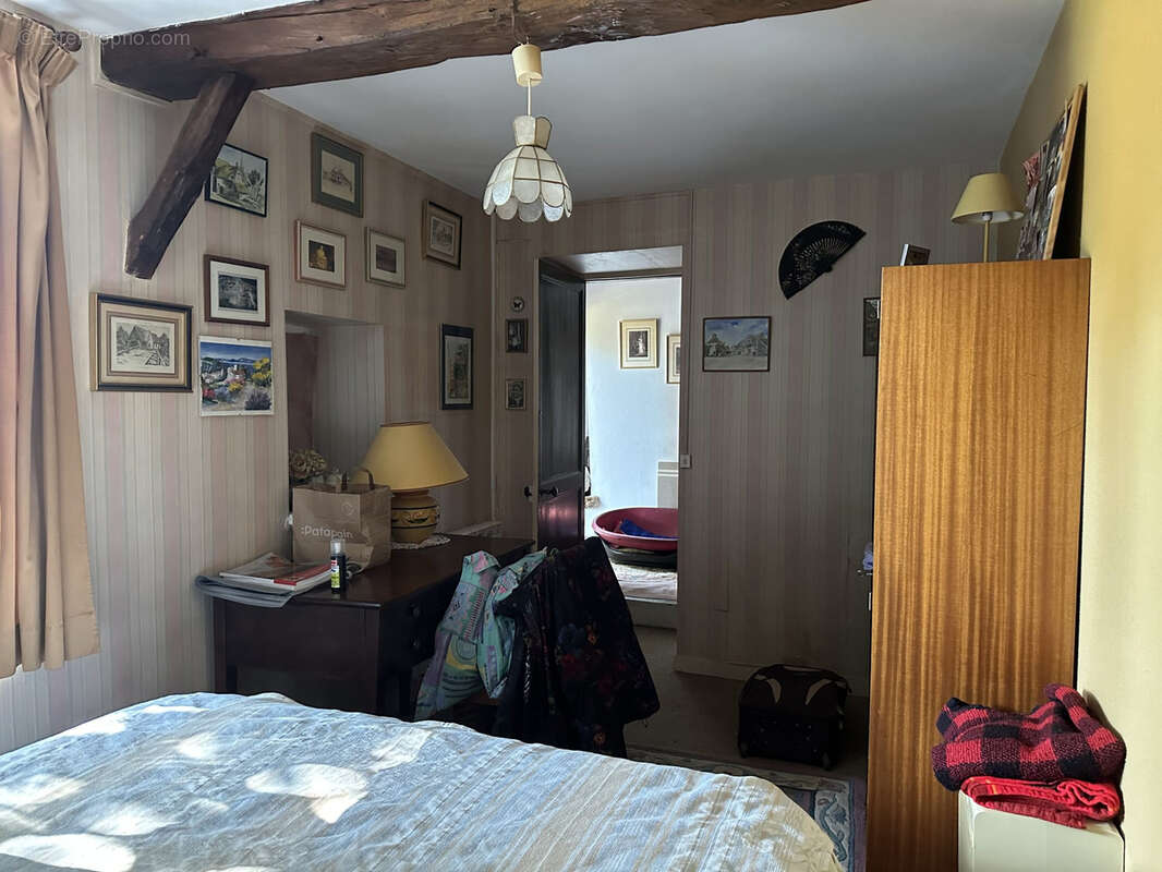 Maison à MONTGIVRAY