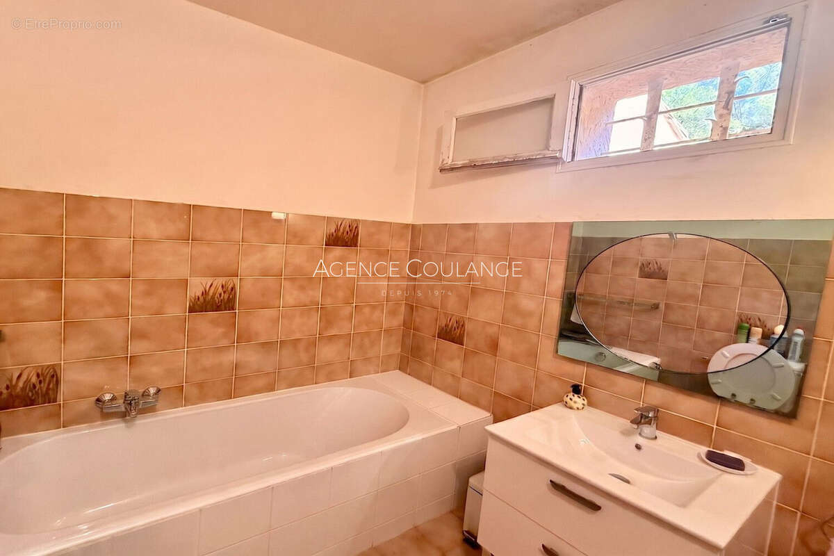 Maison 125 m² à La Cadiere-D'azur  - photo 5