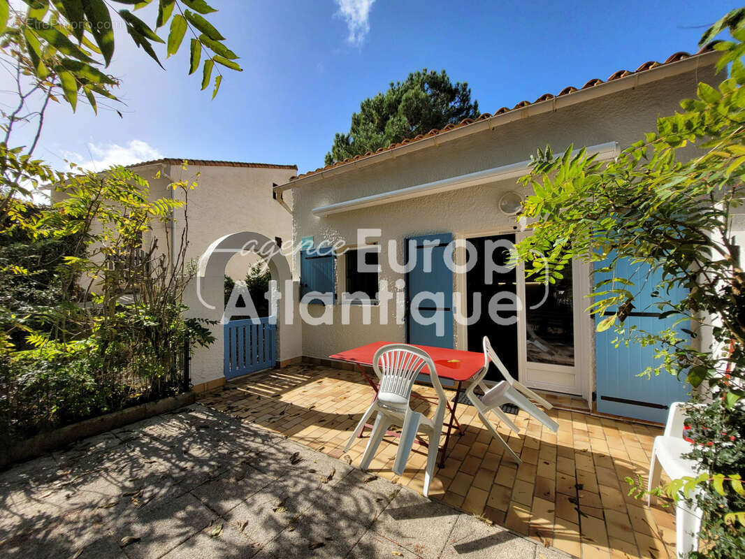 Maison à LES MATHES