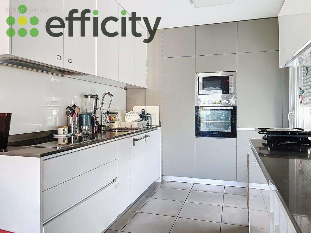 Appartement à VAULX-EN-VELIN