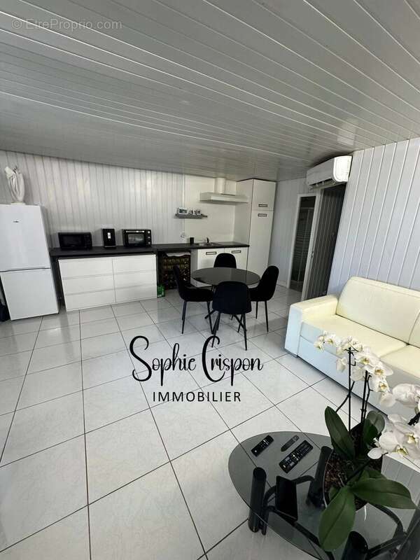 Appartement à LES ADRETS-DE-L&#039;ESTEREL