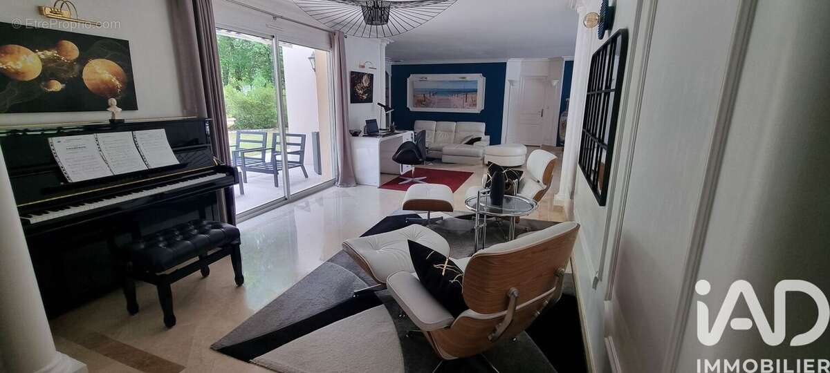 Photo 4 - Maison à CROIGNON