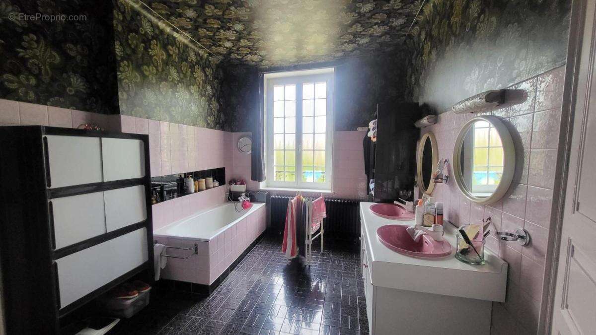 Maison à PIERRE-LA-TREICHE