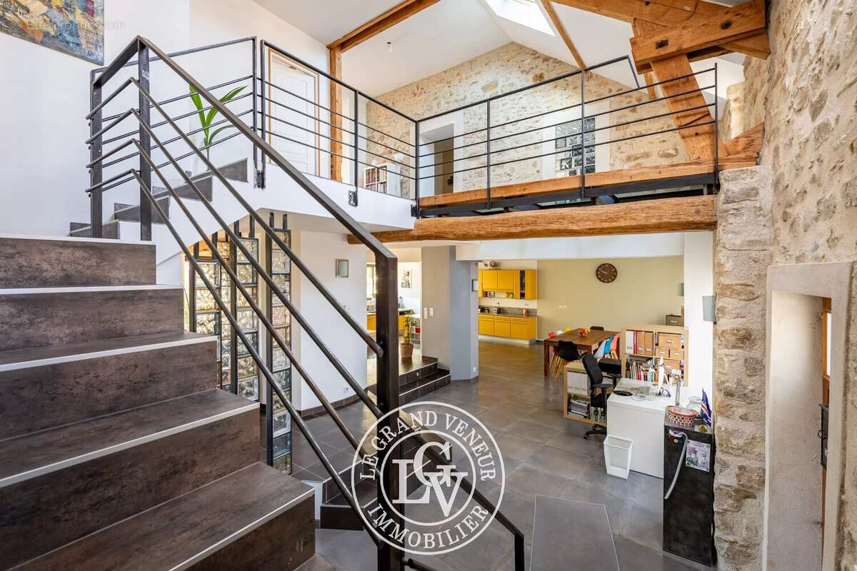 Maison à SAMOIS-SUR-SEINE