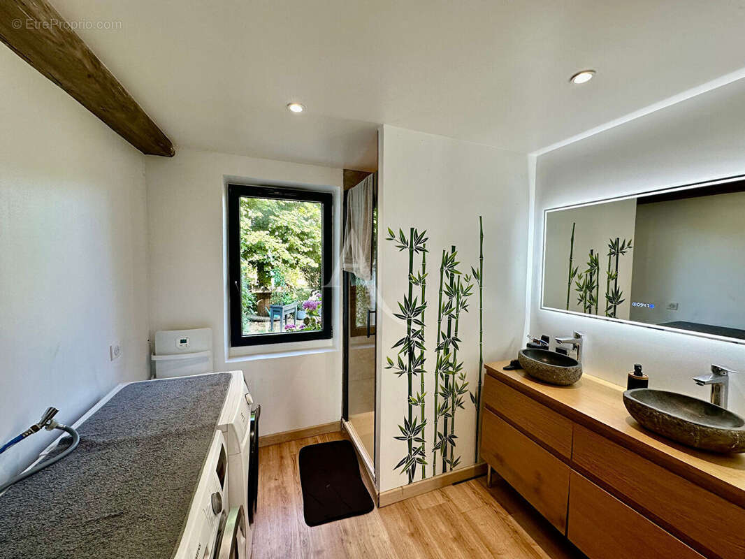 Maison de charme à vendre à Sandillon (45640) - photo 3