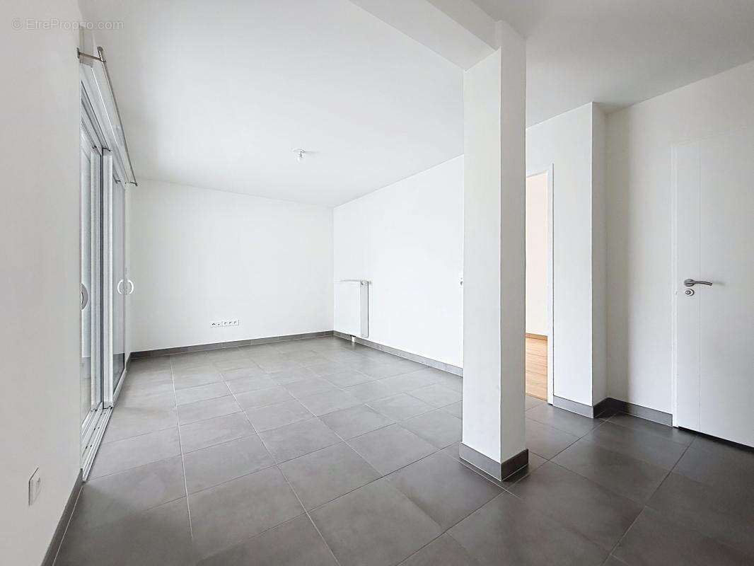 Appartement À Vendre - photo 7