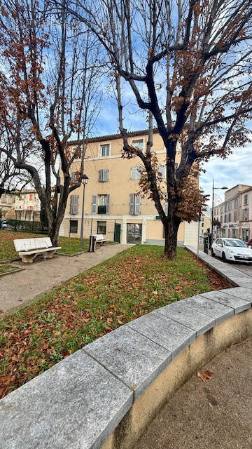 Appartement à PEYROLLES-EN-PROVENCE